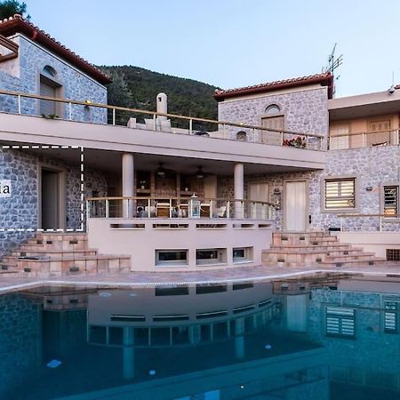 Elia Junior Suite In Epidavros With Shared Pool ネア・エピダヴロス エクステリア 写真